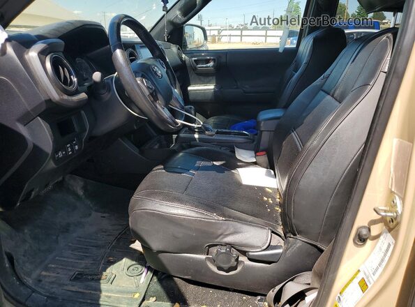 5TFCZ5AN3HX074686 2017 TOYOTA TACOMA Tan წინა სალონის ხედი