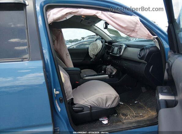 5TFCZ5AN3KX201167 2019 TOYOTA TACOMA Blue Вид салону спереду