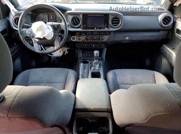 5TFCZ5AN6HX119331 2017 TOYOTA TACOMA Black Dashboard view