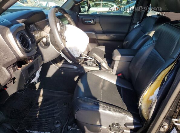 5TFCZ5AN6KX205181 2019 TOYOTA TACOMA Черный Вид салона спереди