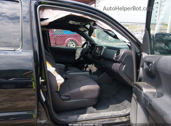 5TFCZ5AN8GX040256 2016 TOYOTA TACOMA Black Widok wnętrza z przodu