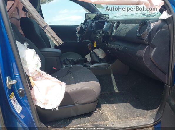 5TFCZ5AN9GX036975 2016 TOYOTA TACOMA Blue Widok wnętrza z przodu