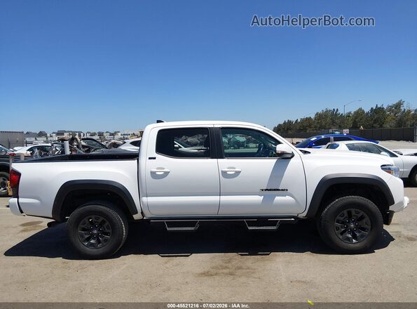 5TFCZ5AN9MX254698 2021 TOYOTA TACOMA White Widok wnętrza z tyłu