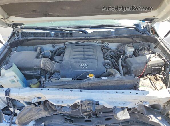 5TFDW5F12GX551979 2016 TOYOTA TUNDRA Белый Вид задней части салона