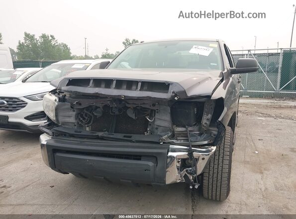 5TFDW5F12HX636760 2017 TOYOTA TUNDRA Gray Rear interior view