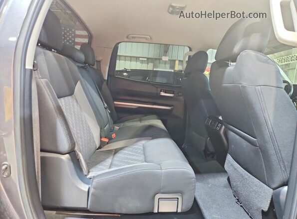 5TFDW5F14GX526890 2016 TOYOTA TUNDRA Charcoal უკანა სავარძლების ხედი