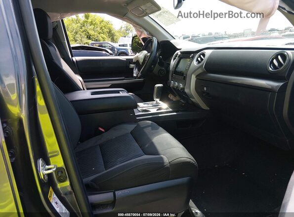 5TFDW5F14HX640096 2017 TOYOTA TUNDRA Gray Սալոնի դիմացի տեսք