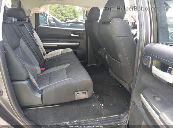 5TFDW5F14HX640096 2017 TOYOTA TUNDRA Gray VIN կոդի պիտակի տեսք