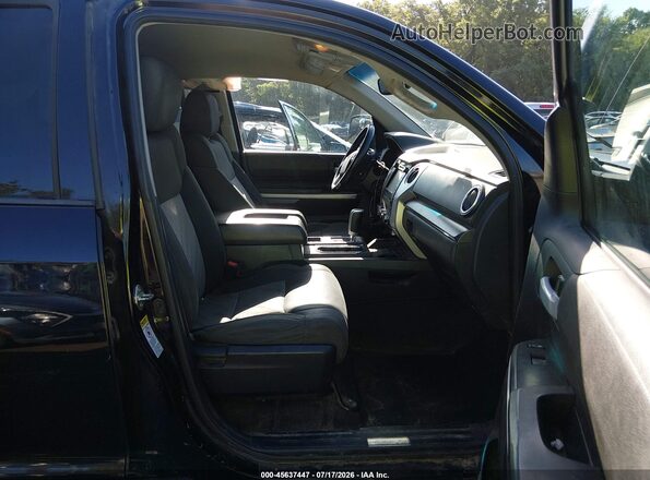5TFDW5F15GX545643 2016 TOYOTA TUNDRA Black Front interior view