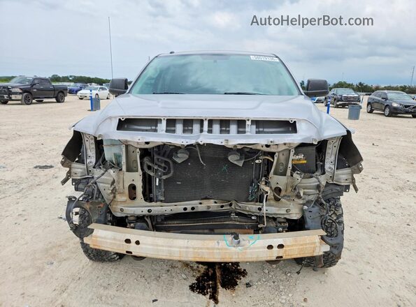 5TFDW5F18GX575185 2016 TOYOTA TUNDRA Серебряный Вид спереди