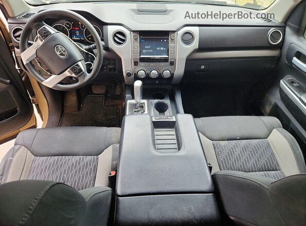 5TFDW5F19HX672302 2017 TOYOTA TUNDRA Tan Առջևի վահանակի տեսք