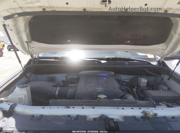 5TFDW5F19KX780328 2019 TOYOTA TUNDRA White Вид ззаду