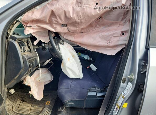 5TFDY5F10GX569682 2016 TOYOTA TUNDRA Серый Вид салона спереди