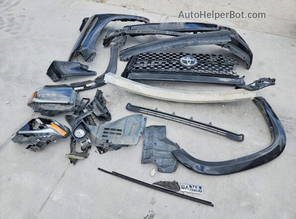 5TFDY5F13KX786622 2019 TOYOTA TUNDRA Black Engine compartment view