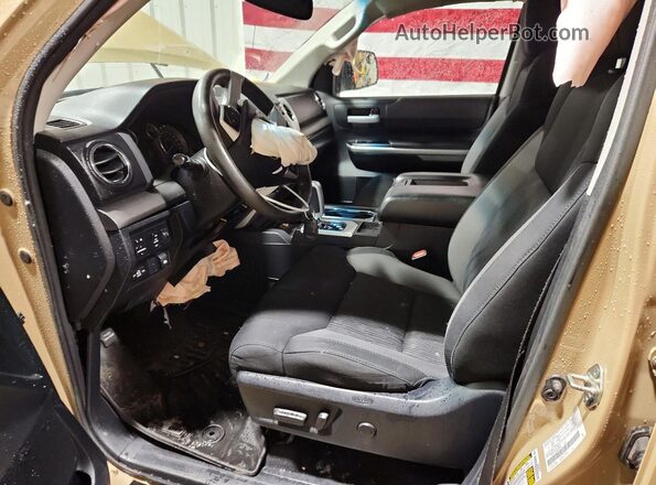 5TFDY5F14HX589094 2017 TOYOTA TUNDRA Tan Widok wnętrza z przodu