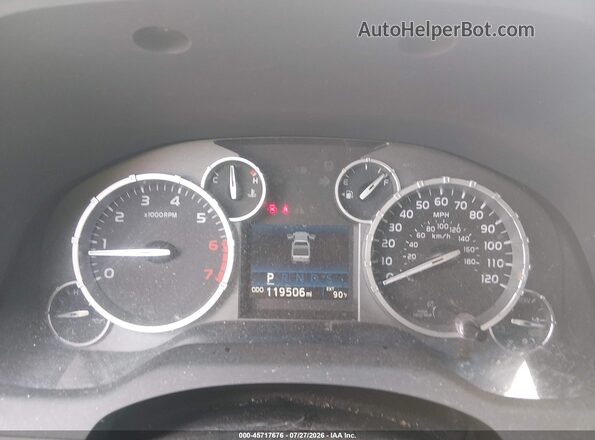 5TFDY5F14HX591752 2017 TOYOTA TUNDRA Серебряный Вид задних сидений