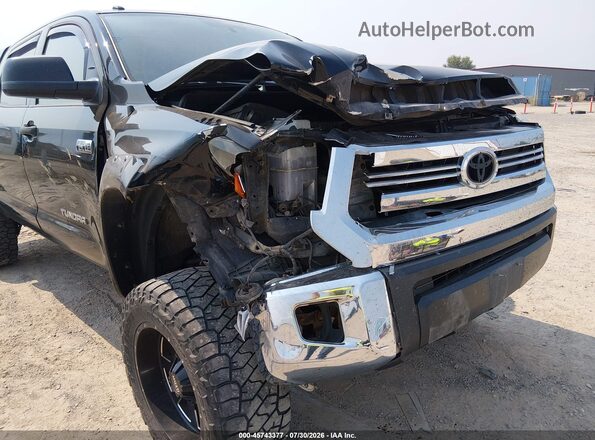 5TFDY5F18HX669840 2017 TOYOTA TUNDRA Black Widok z przodu