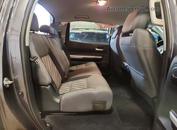 5TFDY5F1XJX738145 2018 TOYOTA TUNDRA Gray Rear seats view