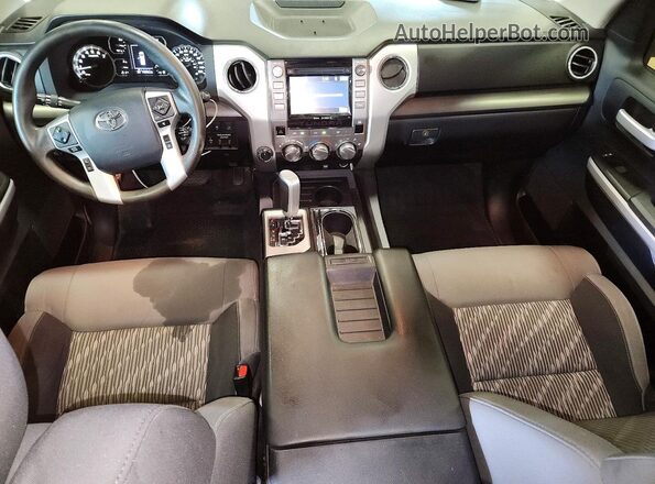 5TFDY5F1XJX738145 2018 TOYOTA TUNDRA Gray Dashboard view