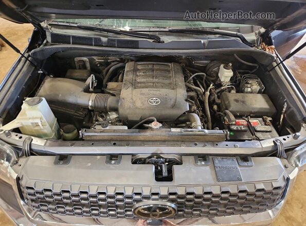 5TFDY5F1XJX738145 2018 TOYOTA TUNDRA Gray Rear interior view