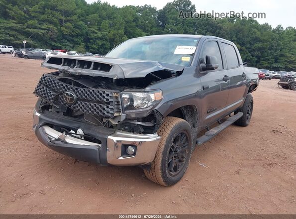 5TFDY5F1XMX998985 2021 TOYOTA TUNDRA Черный Передняя левая четверть