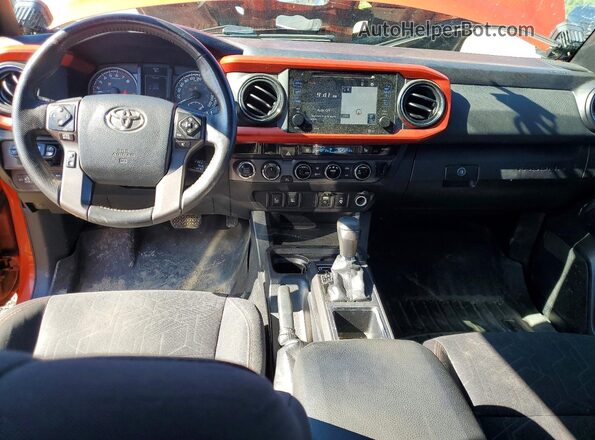 5TFDZ5BN2HX021867 2017 TOYOTA TACOMA Оранжевый Вид панели приборов