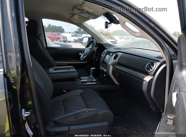 5TFEM5F14JX124286 2018 TOYOTA TUNDRA Black წინა სალონის ხედი