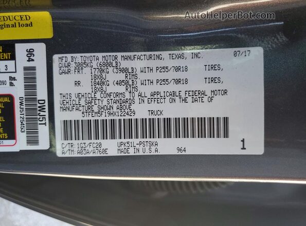 5TFEM5F19HX122429 2017 TOYOTA TUNDRA Gray ძრავის განყოფილების ხედი