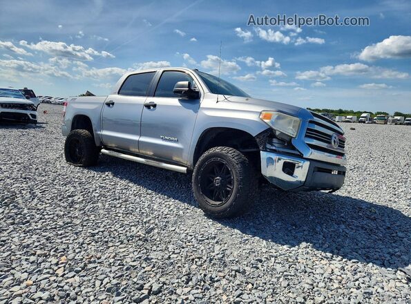 5TFEM5F1XGX096616 2016 TOYOTA TUNDRA Silver Front right