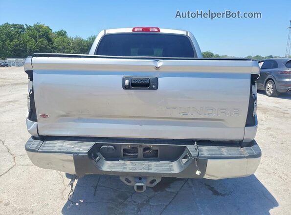 5TFEW5F16GX206426 2016 TOYOTA TUNDRA Серебряный Вид сзади