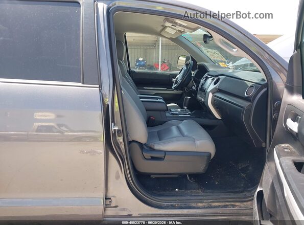5TFEY5F12MX298284 2021 TOYOTA TUNDRA Gray Սալոնի դիմացի տեսք
