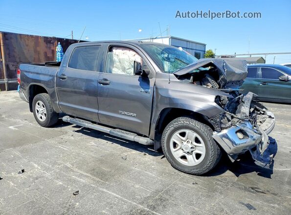 5TFEY5F17GX196614 2016 TOYOTA TUNDRA Серый Передняя правая четверть