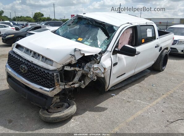5TFEY5F17JX231790 2018 TOYOTA TUNDRA White Առջևի ձախ երեք քառորդ տեսարան