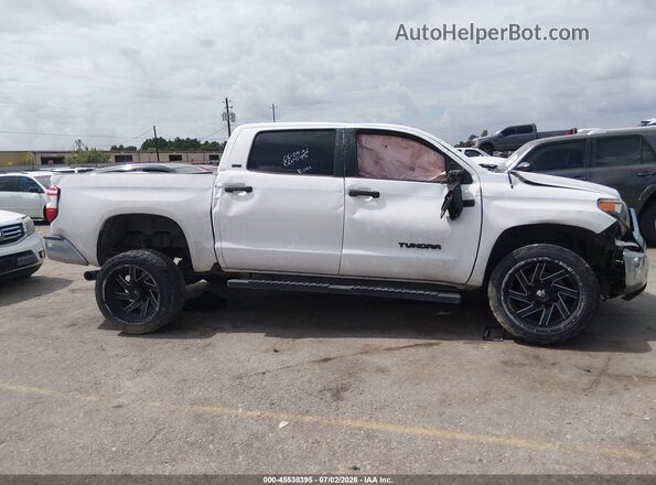 5TFEY5F17JX231790 2018 TOYOTA TUNDRA White Սալոնի 360 աստիճան տեսք