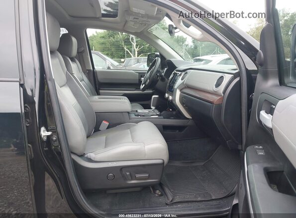 5TFFY5F17MX283381 2021 TOYOTA TUNDRA Черный Вид салона спереди