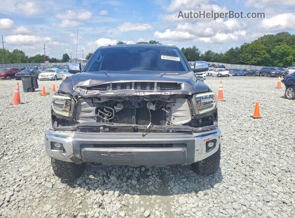 5TFHW5F13JX701686 2018 TOYOTA TUNDRA Charcoal Դիմացի տեսք