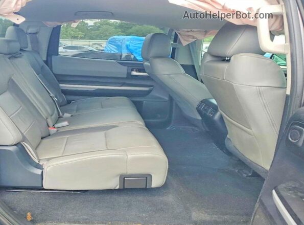 5TFHW5F17JX732925 2018 TOYOTA TUNDRA Gray Vista de los asientos traseros