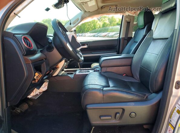 5TFHY5F11KX797555 2019 TOYOTA TUNDRA Gray Vista interior delantera