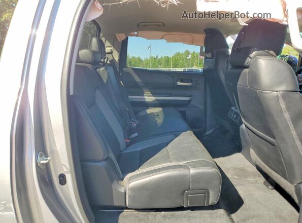 5TFHY5F11KX797555 2019 TOYOTA TUNDRA Gray Vista de los asientos traseros