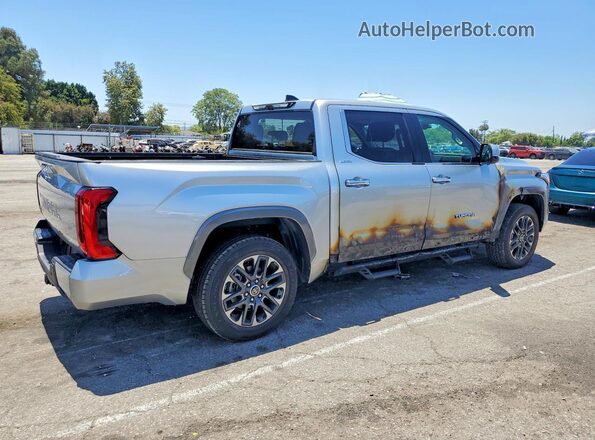 5TFJA5DB0PX071727 2023 TOYOTA TUNDRA Silver Tył prawy