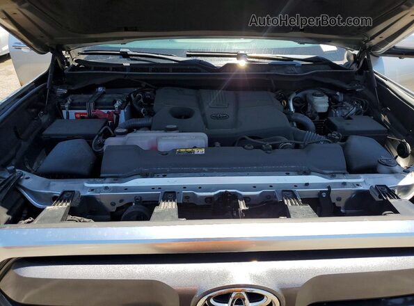 5TFJA5DB0PX071727 2023 TOYOTA TUNDRA Silver Widok wnętrza z tyłu