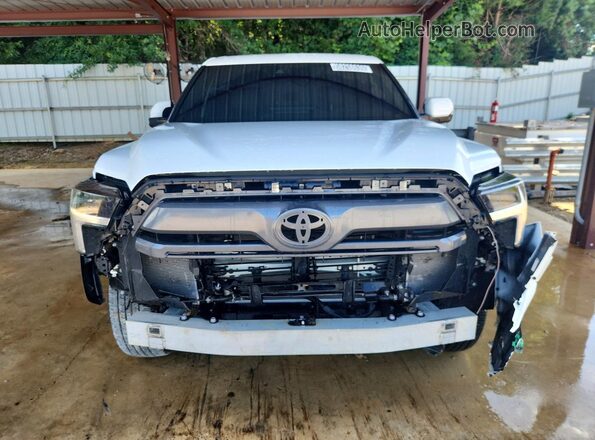 5TFJA5DB6TX348570 2026 TOYOTA TUNDRA White Դիմացի տեսք