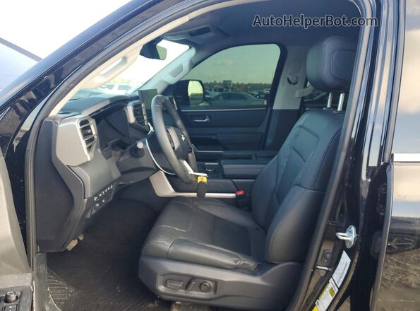 5TFJA5DB9RX165625 2024 TOYOTA TUNDRA Черный Вид салона спереди