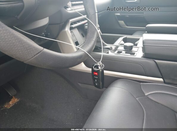 5TFJA5DBXTX373102 2026 TOYOTA TUNDRA Gray Dashboard view