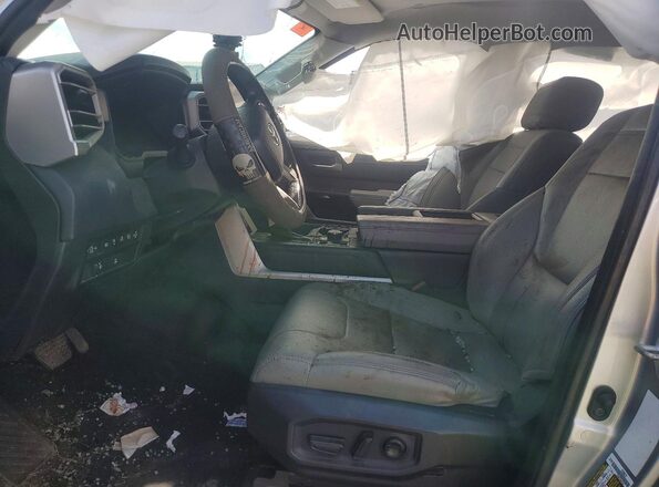 5TFJA5EC3RX023097 2024 TOYOTA TUNDRA Silver Вид салону спереду