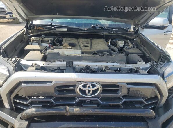 5TFJA5EC3RX023097 2024 TOYOTA TUNDRA Silver Вид задньої частини салону