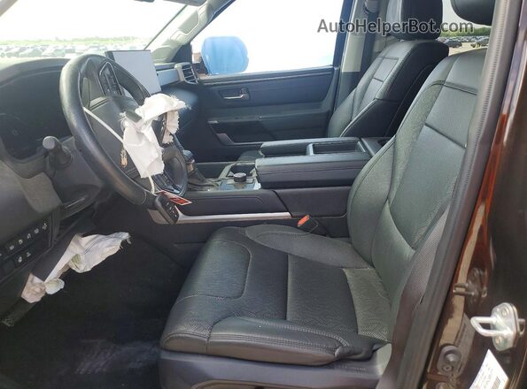 5TFJC5AB6PX002457 2023 TOYOTA TUNDRA Brown Vista interior delantera