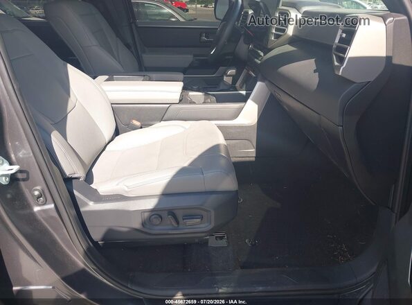5TFJC5DB5TX116956 2026 TOYOTA TUNDRA HYBRID Gray Widok wnętrza z przodu