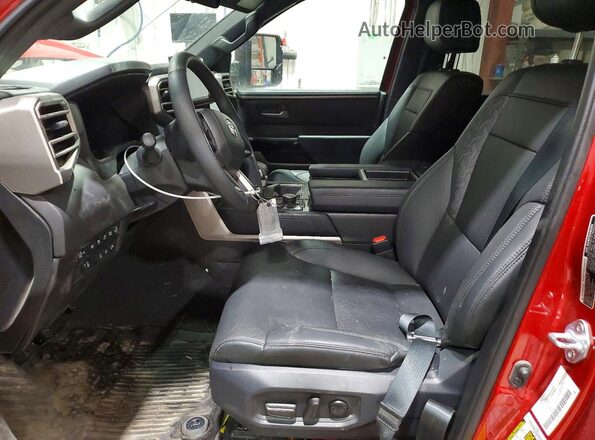 5TFJC5EC4SX008706 2025 TOYOTA TUNDRA Красный Вид салона спереди