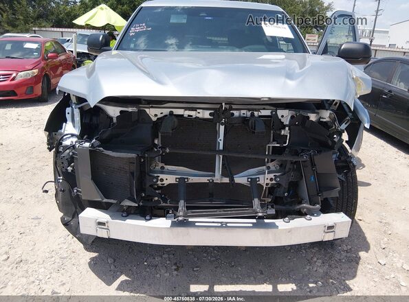 5TFKB5DB9SX332895 2025 TOYOTA TUNDRA Silver Front view